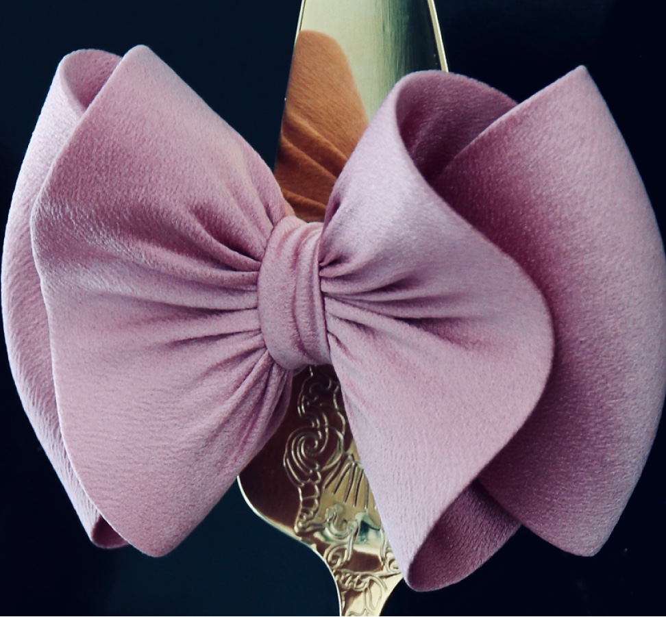 The Bow by Ella Gorbo 2 The BOW by Ella Gorbo | Unique couture and luxurious hair bows by Ella Gorbo